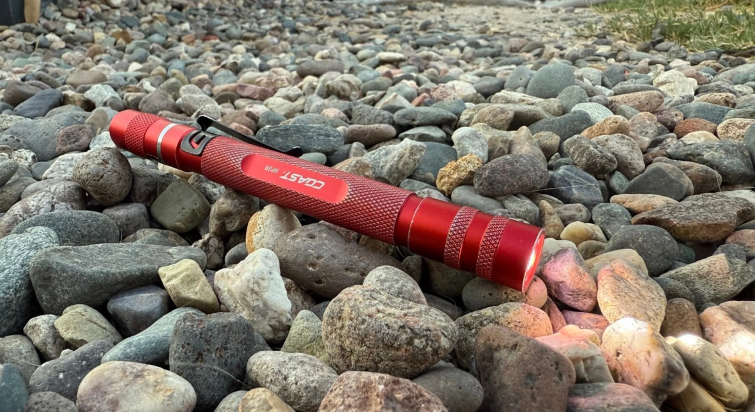 The Coast HP3R Review: A Flashlight That Actually Fits Your Life